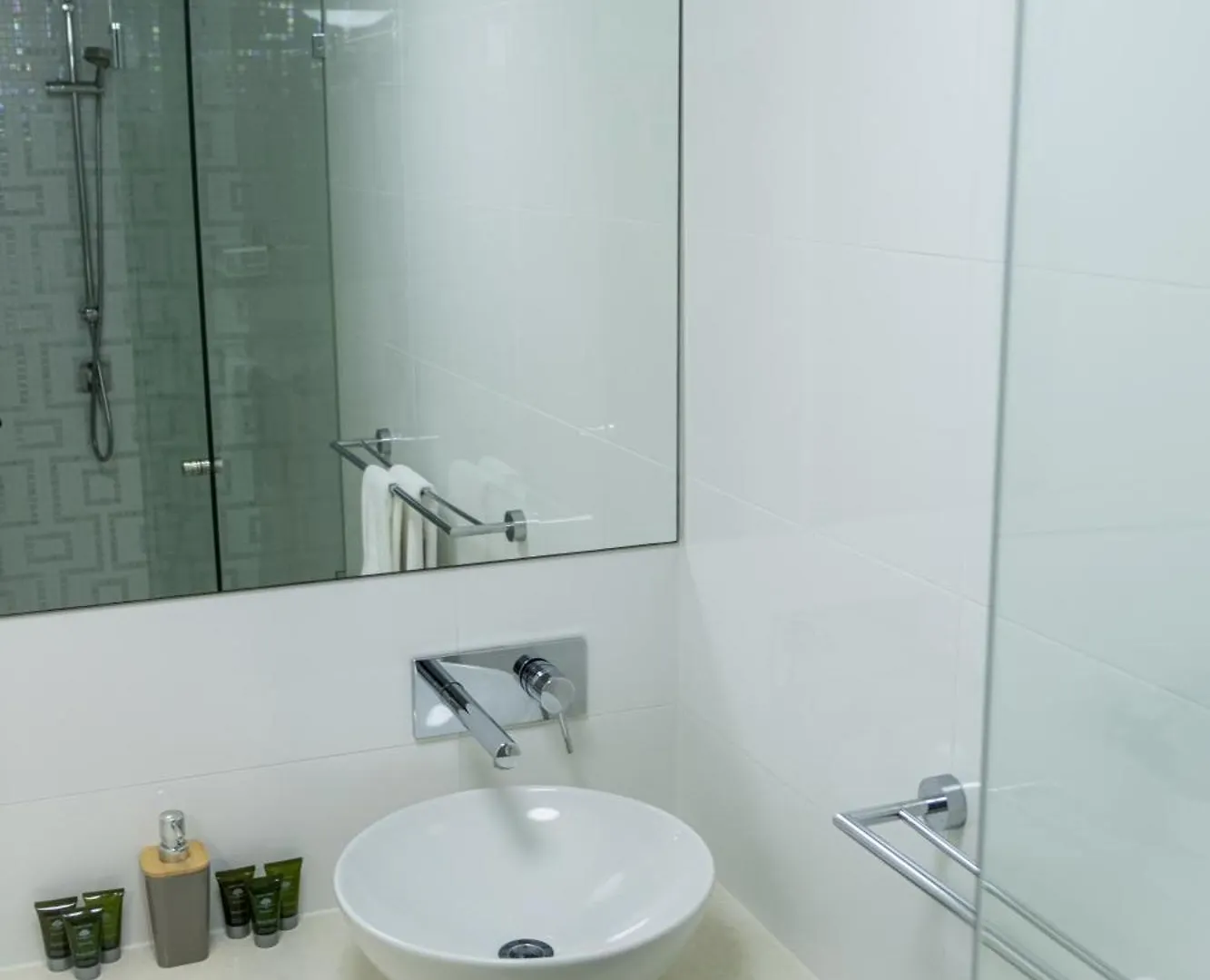 קלונדרה Kings Edge Holiday Apartments אוסטרליה