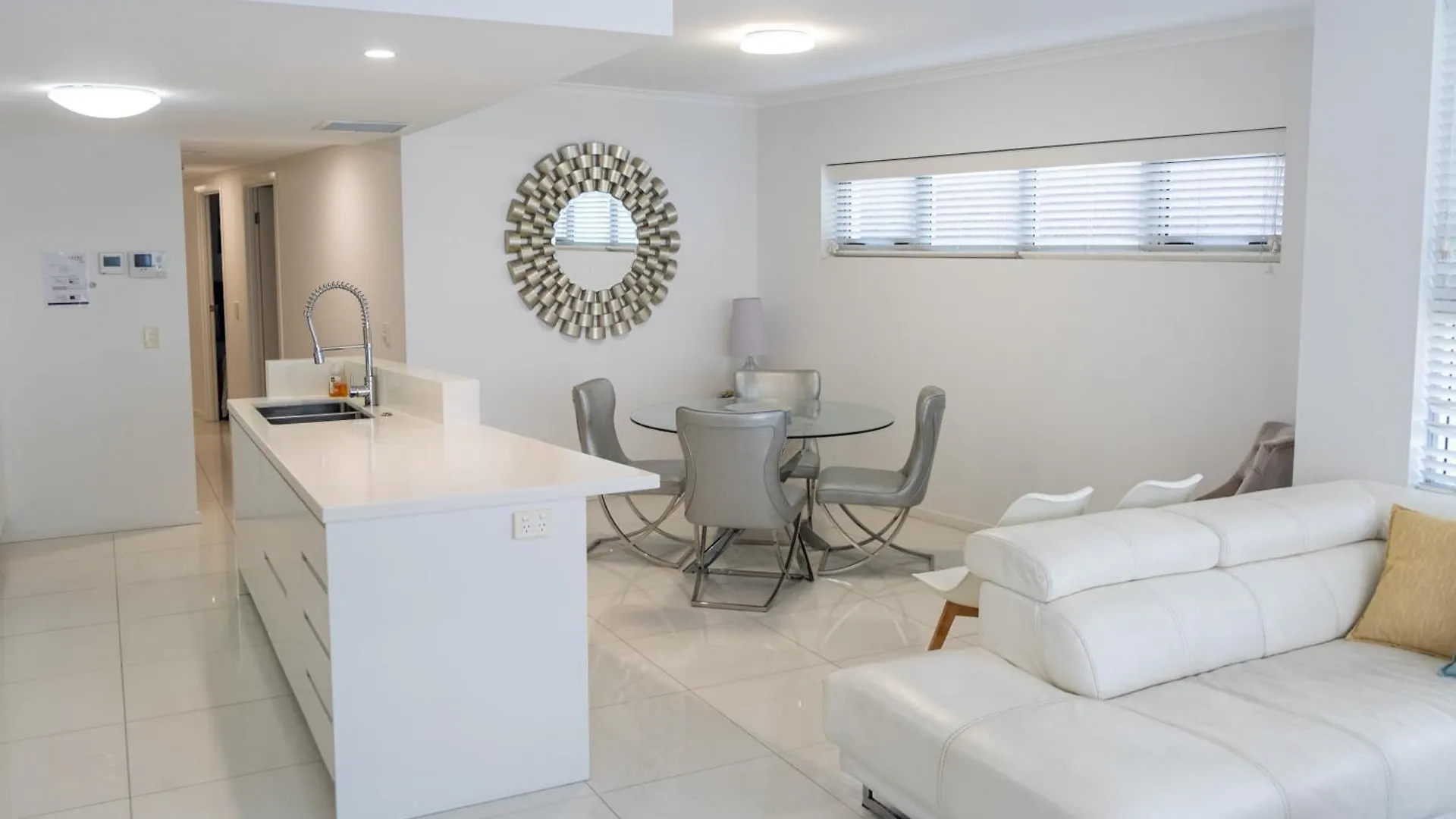 קלונדרה Kings Edge Holiday Apartments אוסטרליה